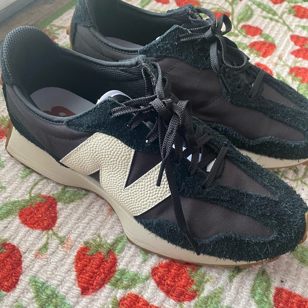 New Balance Black and Cream Retro Runner Sneakers 327